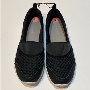 Easy Spirit slip-on black shoes size 6.5 M & 10M